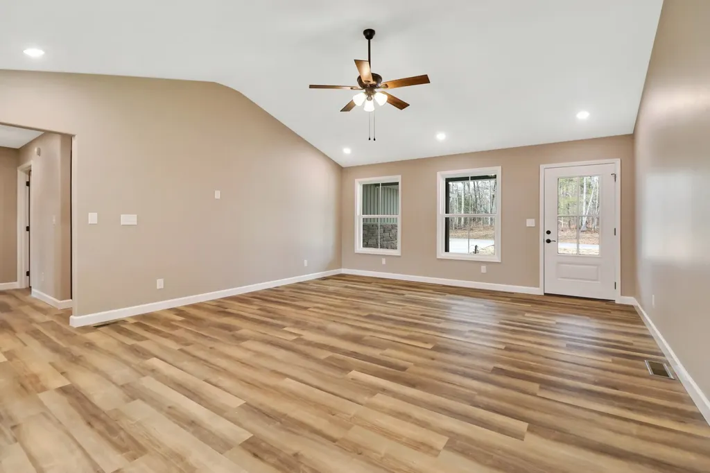154 Adler Lane Crossville TN 38558