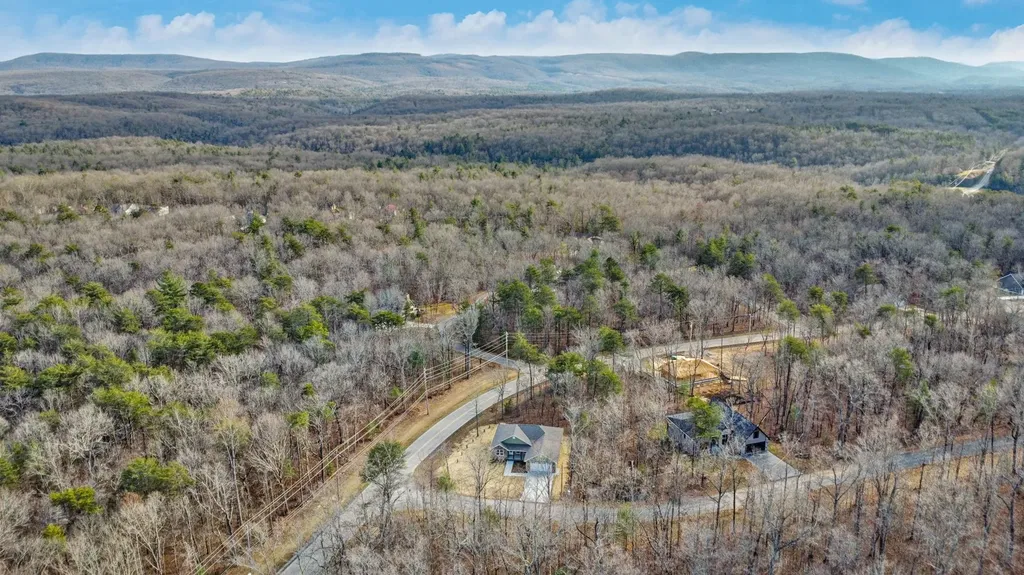 154 Adler Lane Crossville TN 38558