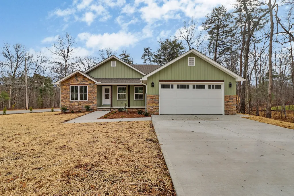 154 Adler Lane Crossville TN 38558