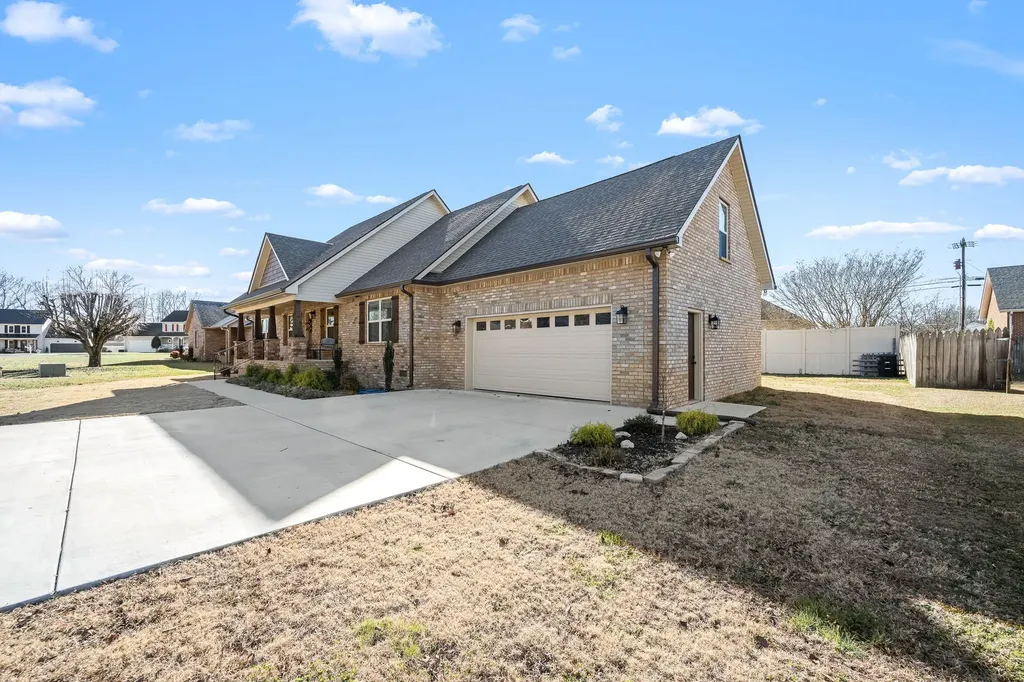 105 Cumberland Court Tullahoma TN 37388