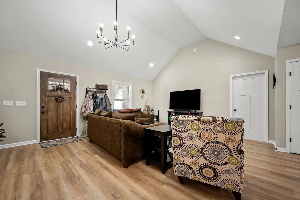 105 Cumberland Court Tullahoma TN 37388