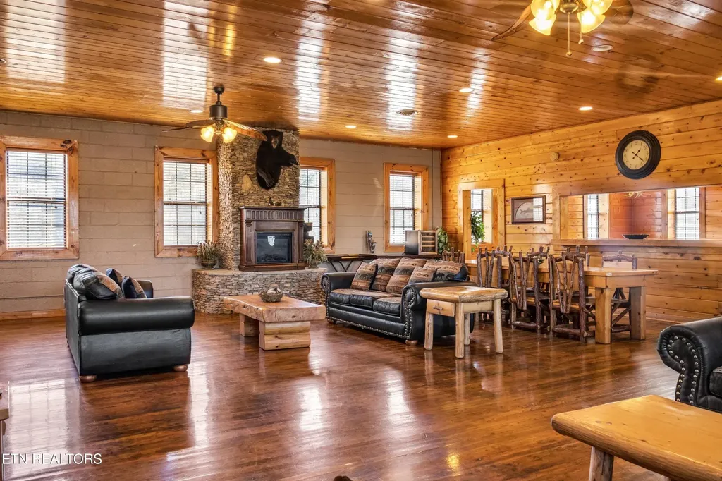 301 School Street Tellico Plains TN 37385