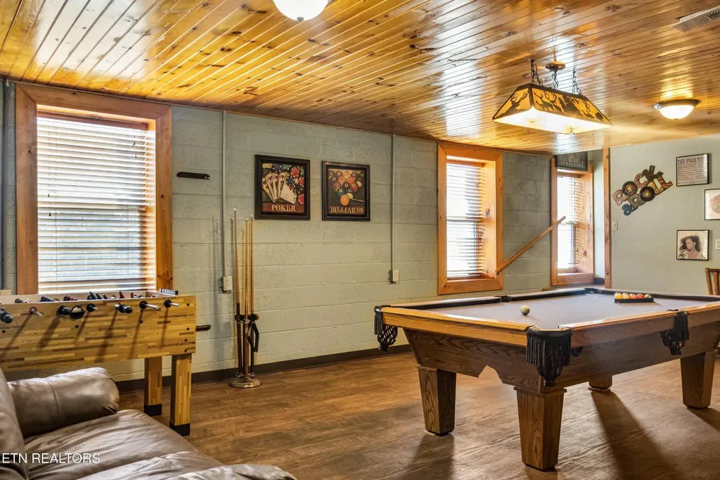 301 School Street Tellico Plains TN 37385