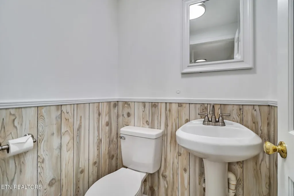 166 Hatler Road Crossville TN 38555