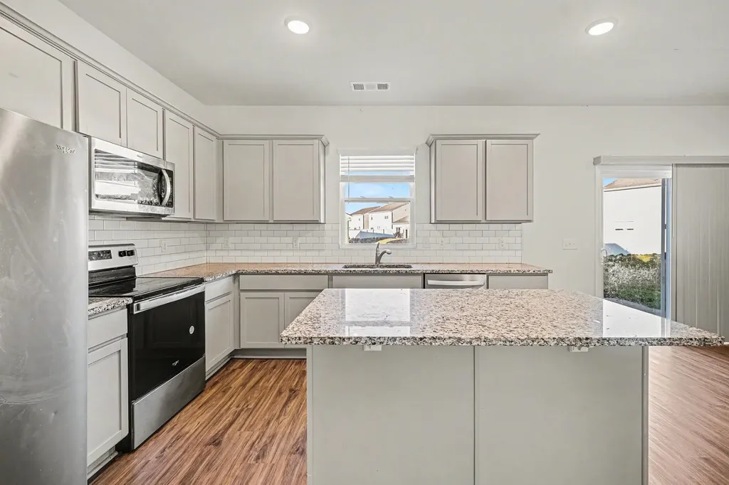 707 Samuel Lee Lane Murfreesboro TN 37127