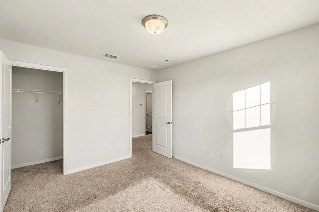 707 Samuel Lee Lane Murfreesboro TN 37127
