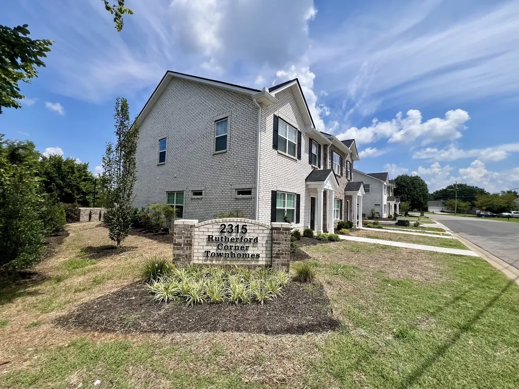 2315 Gold Valley Drive Murfreesboro TN 37130