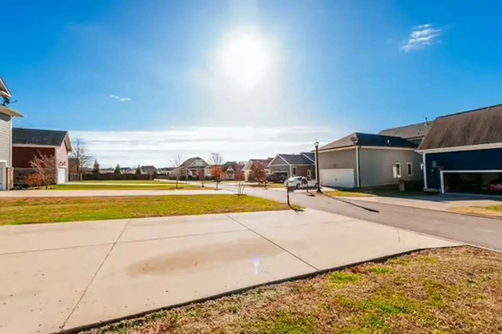 2792 Americus Drive Thompsons Station TN 37179