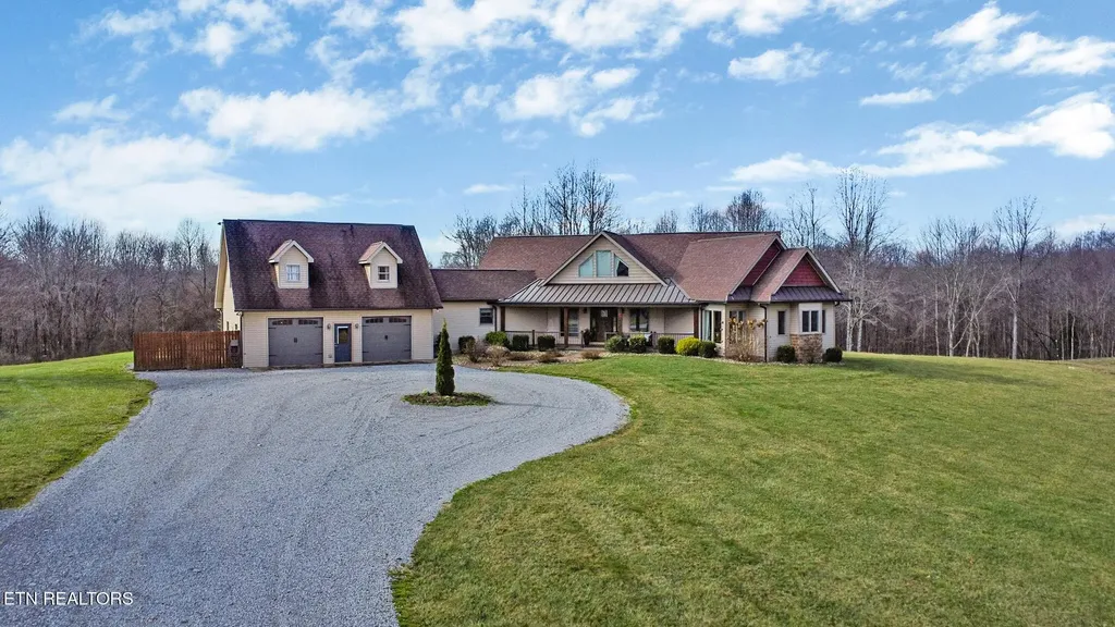 370 Randolph Road Crossville TN 38555