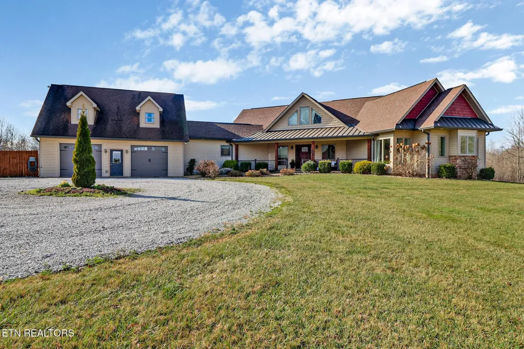 370 Randolph Road Crossville TN 38555