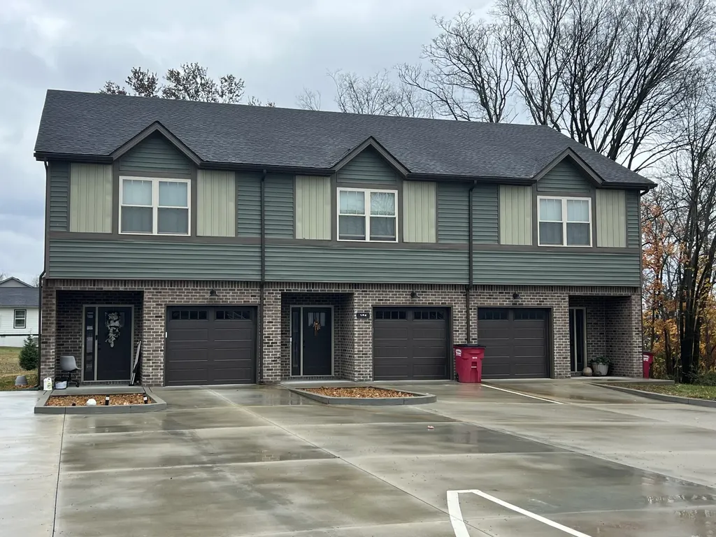 106 Adkins Street Clarksville TN 37042