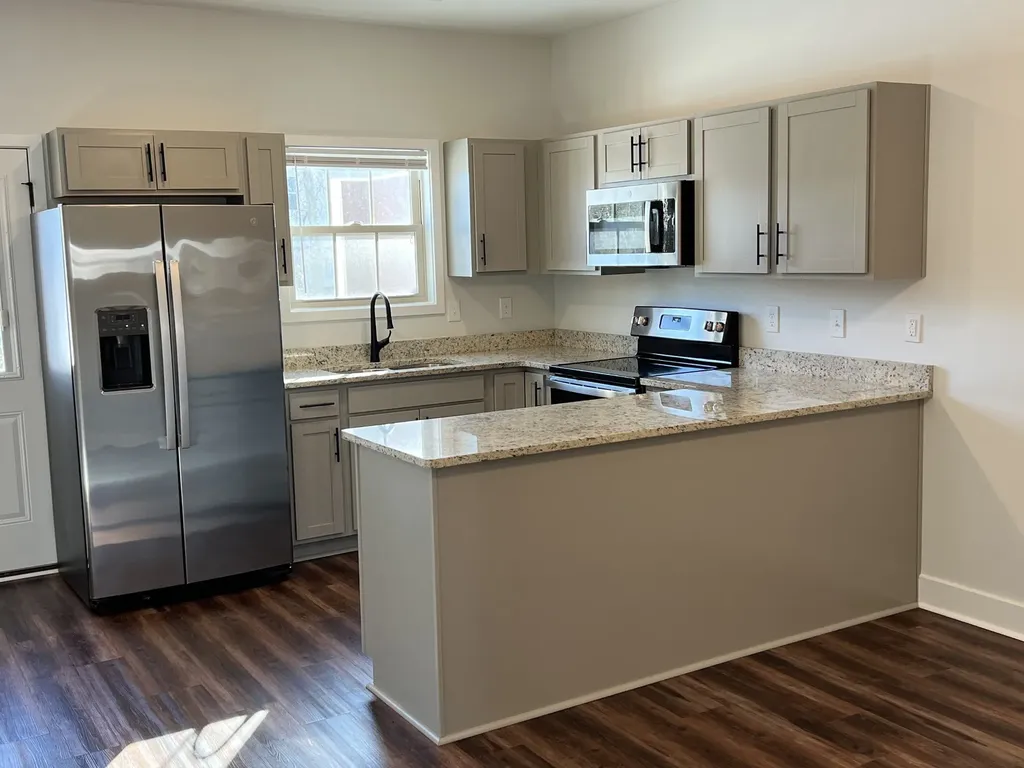 106 Adkins Street Clarksville TN 37042