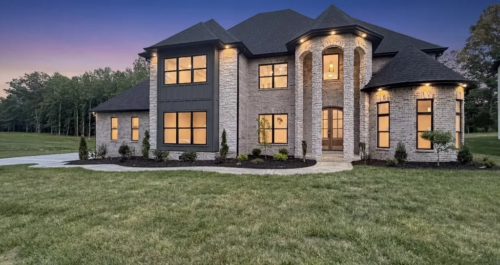 4009 Sadie Grace Way Clarksville TN 37042