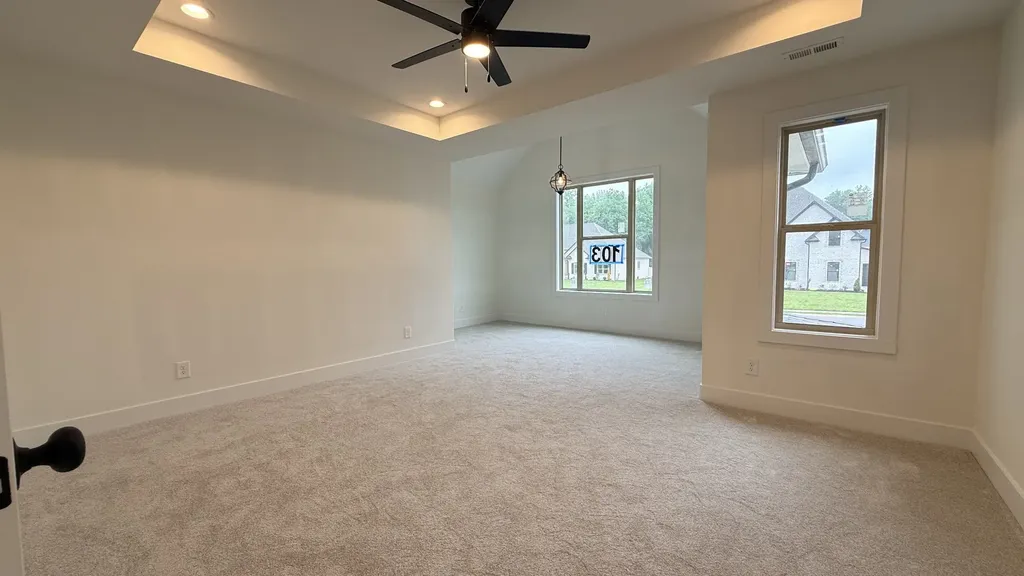373 Young Lane Pleasant View TN 37146