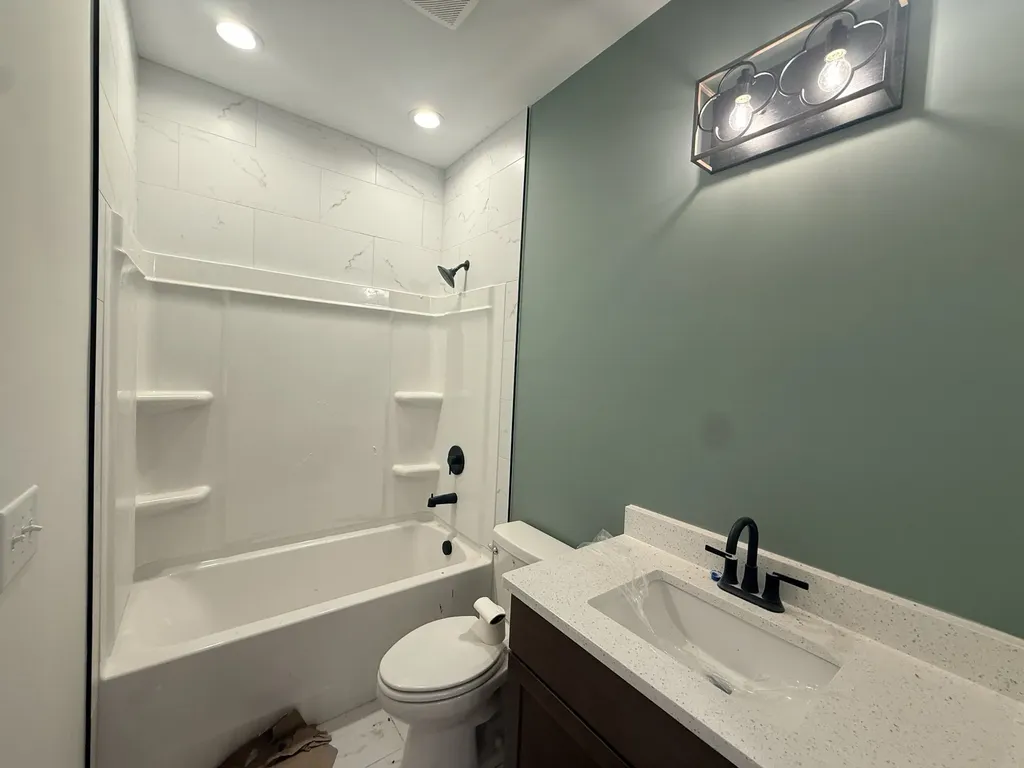 373 Young Lane Pleasant View TN 37146