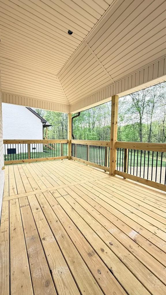 373 Young Lane Pleasant View TN 37146