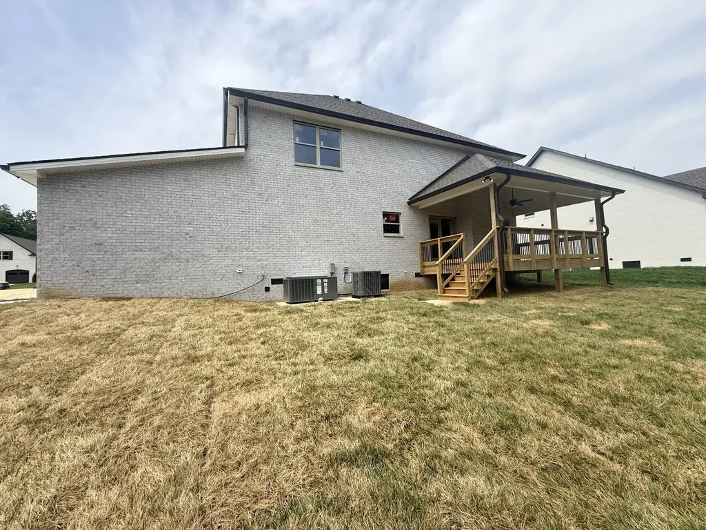 373 Young Lane Pleasant View TN 37146