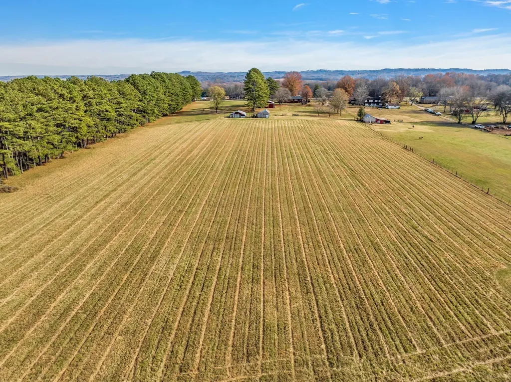 2345 Nashville Highway Columbia TN 38401