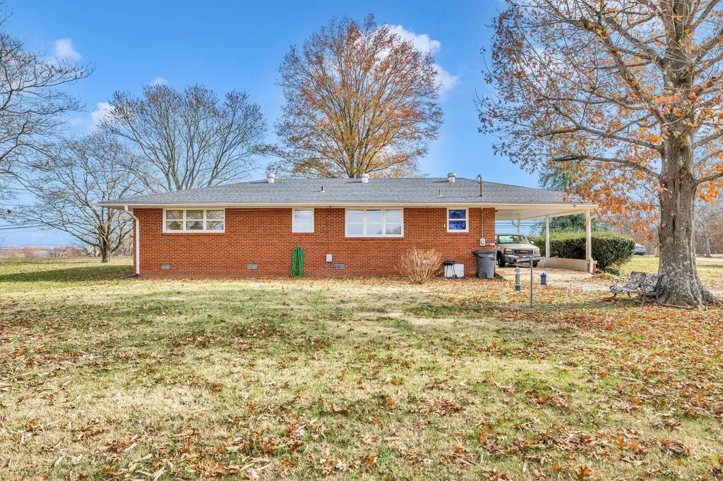 2345 Nashville Highway Columbia TN 38401