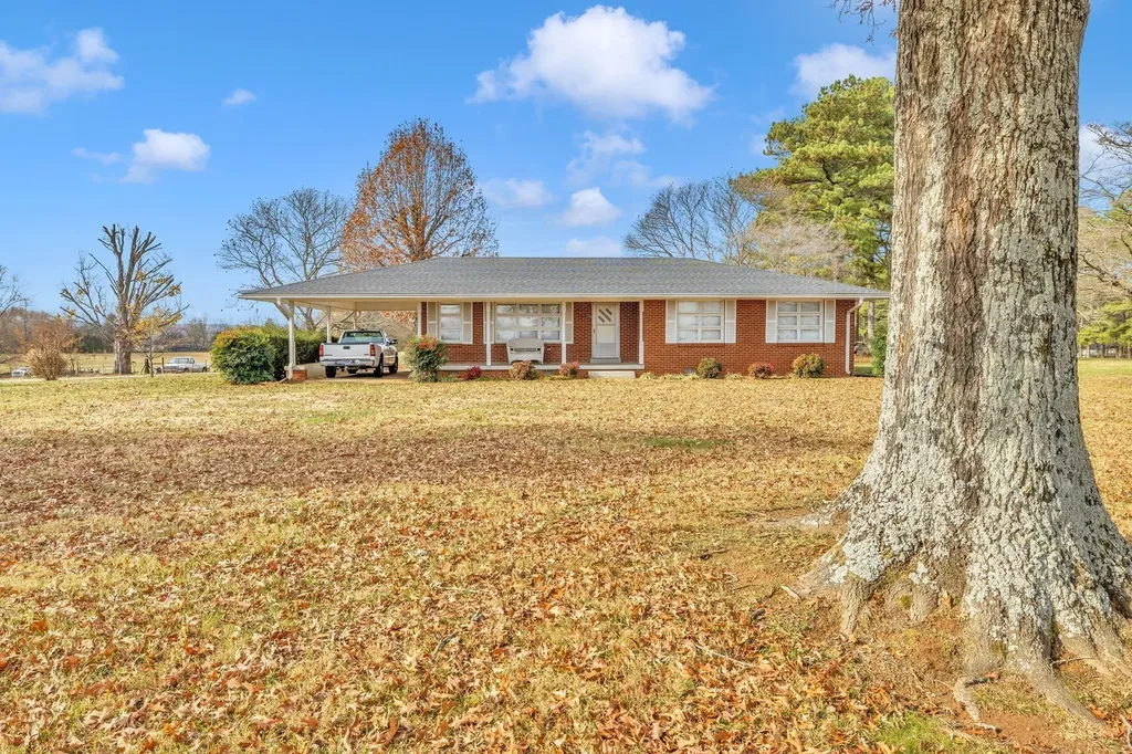 2345 Nashville Highway Columbia TN 38401