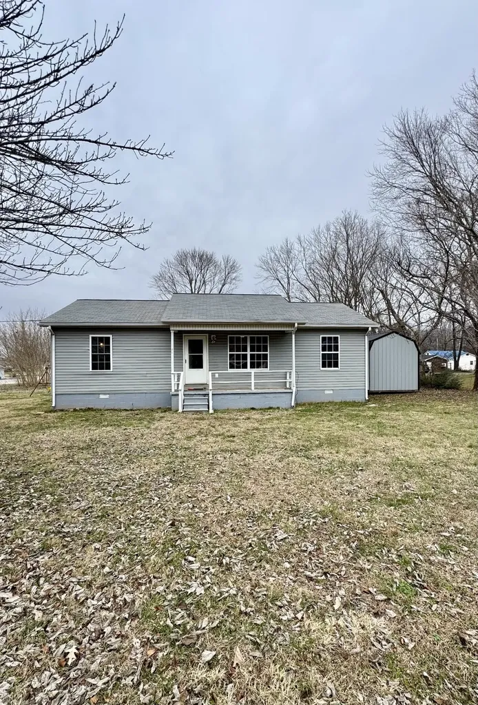 506 3rd Street Lawrenceburg TN 38464