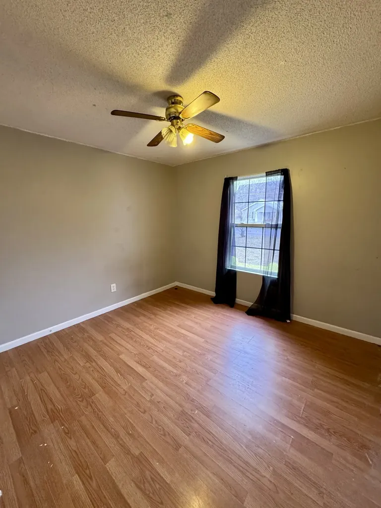 506 3rd Street Lawrenceburg TN 38464