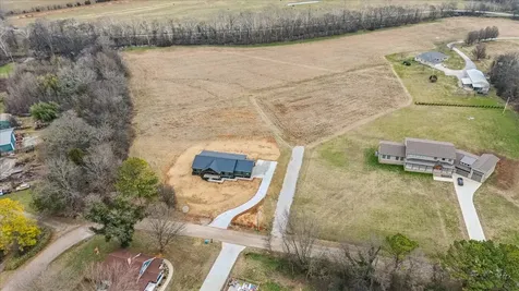 961 Collins Lane Huntland TN 37345