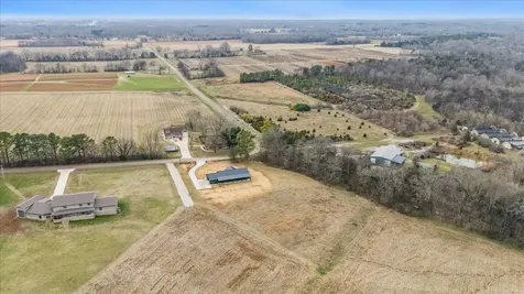 961 Collins Lane Huntland TN 37345