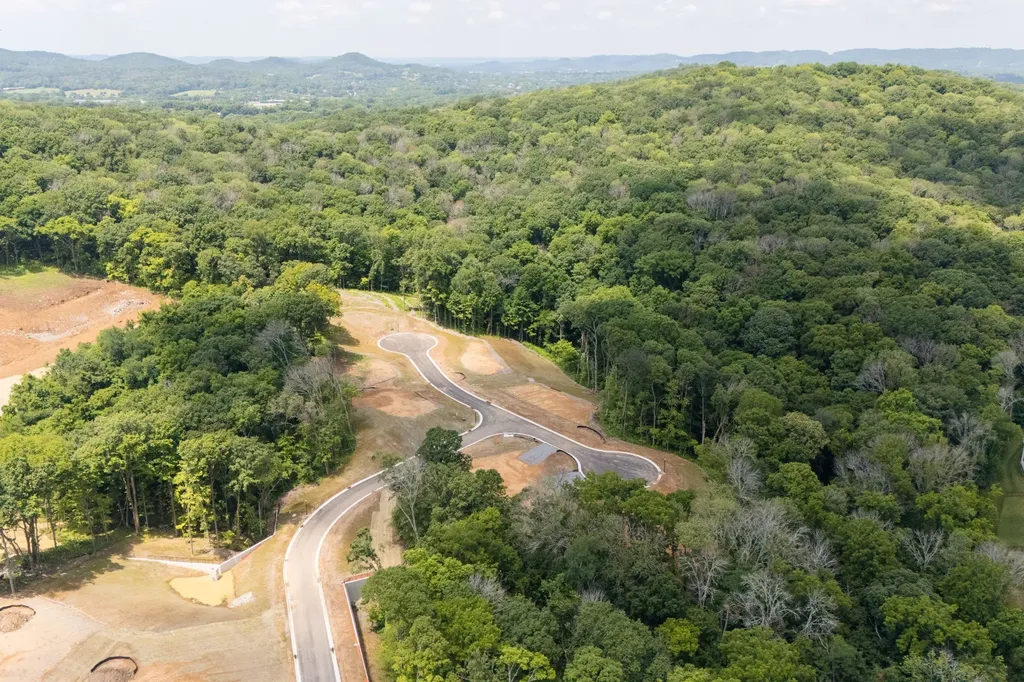 9407 Dewaal Ridge Brentwood TN 37027