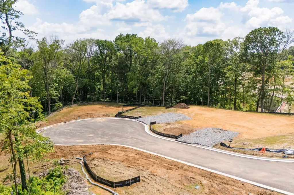 9407 Dewaal Ridge Brentwood TN 37027