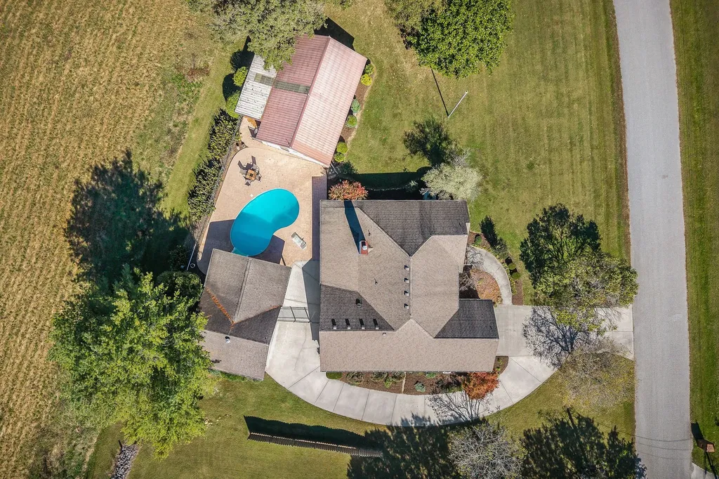 3582 S Pointe Road Cookeville TN 38506