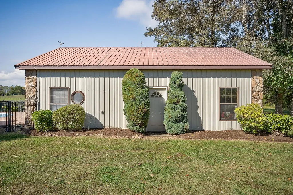 3582 S Pointe Road Cookeville TN 38506