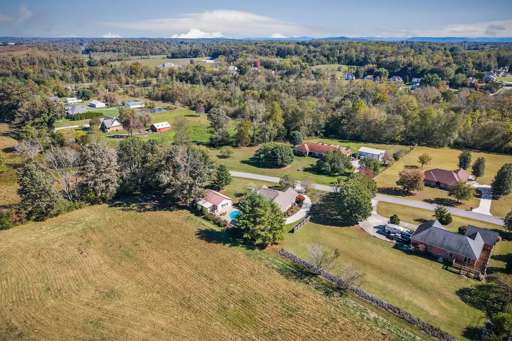 3582 S Pointe Road Cookeville TN 38506
