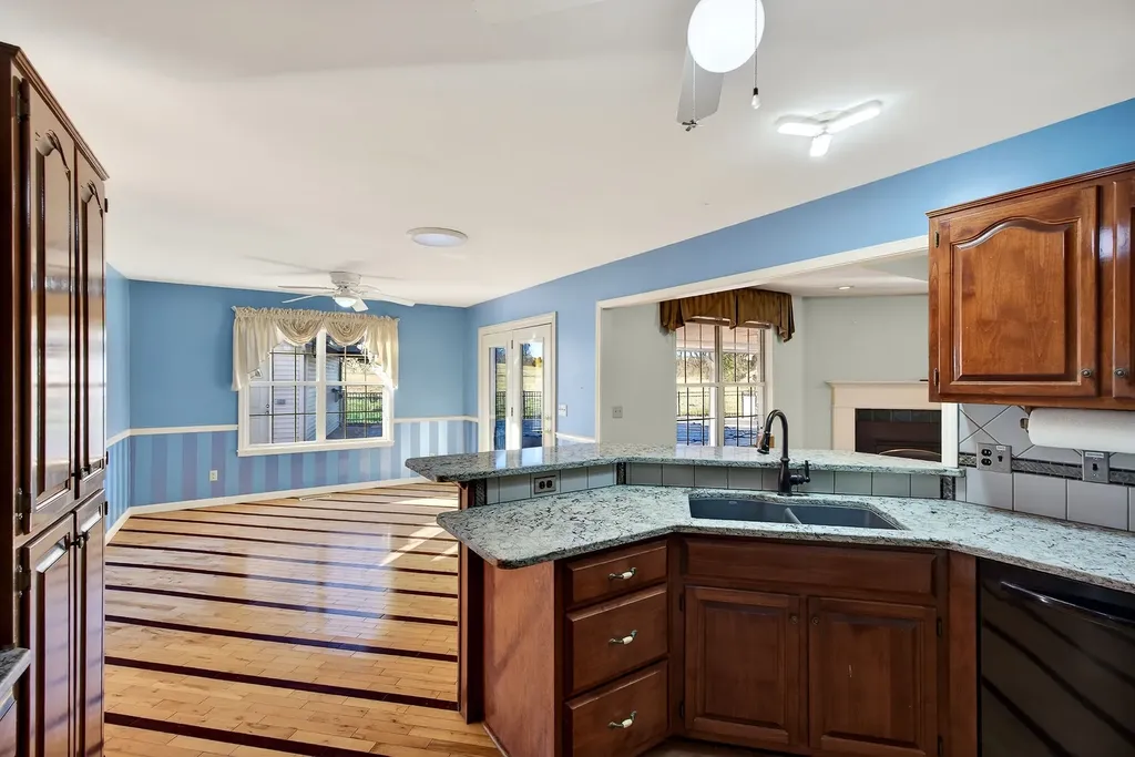 3582 S Pointe Road Cookeville TN 38506