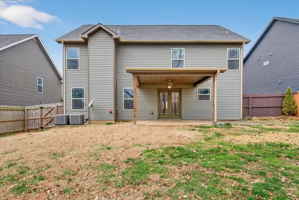 1163 Belvoir Lane Clarksville TN 37040