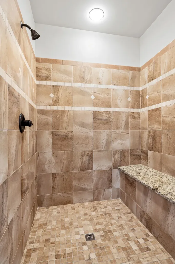 423 Carters Creek Pike Columbia TN 38401