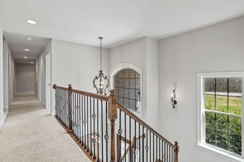 423 Carters Creek Pike Columbia TN 38401