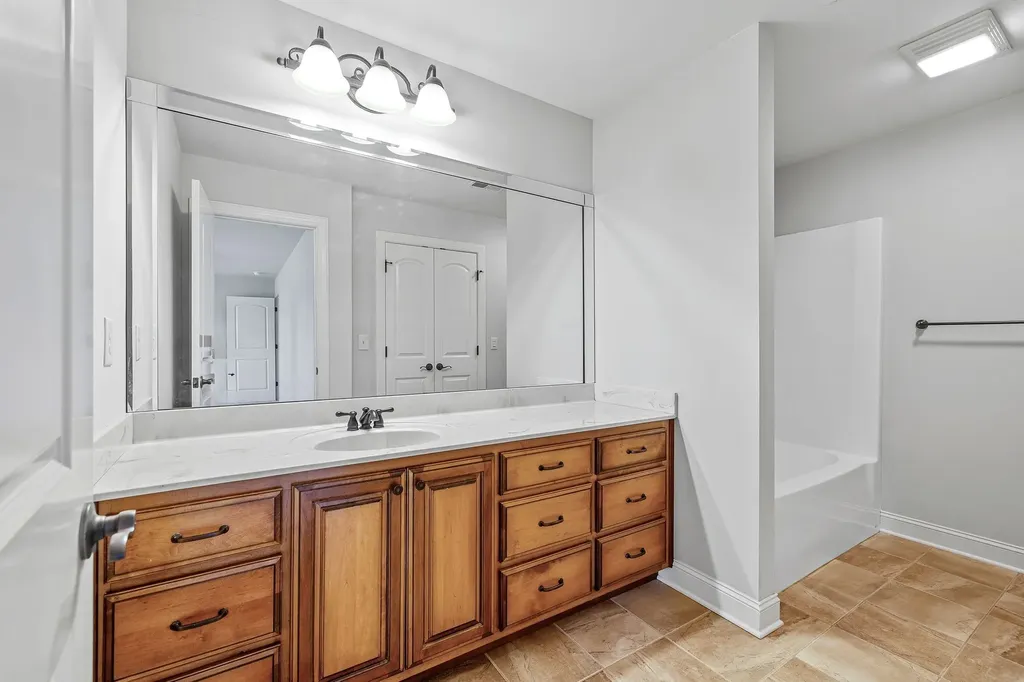 423 Carters Creek Pike Columbia TN 38401