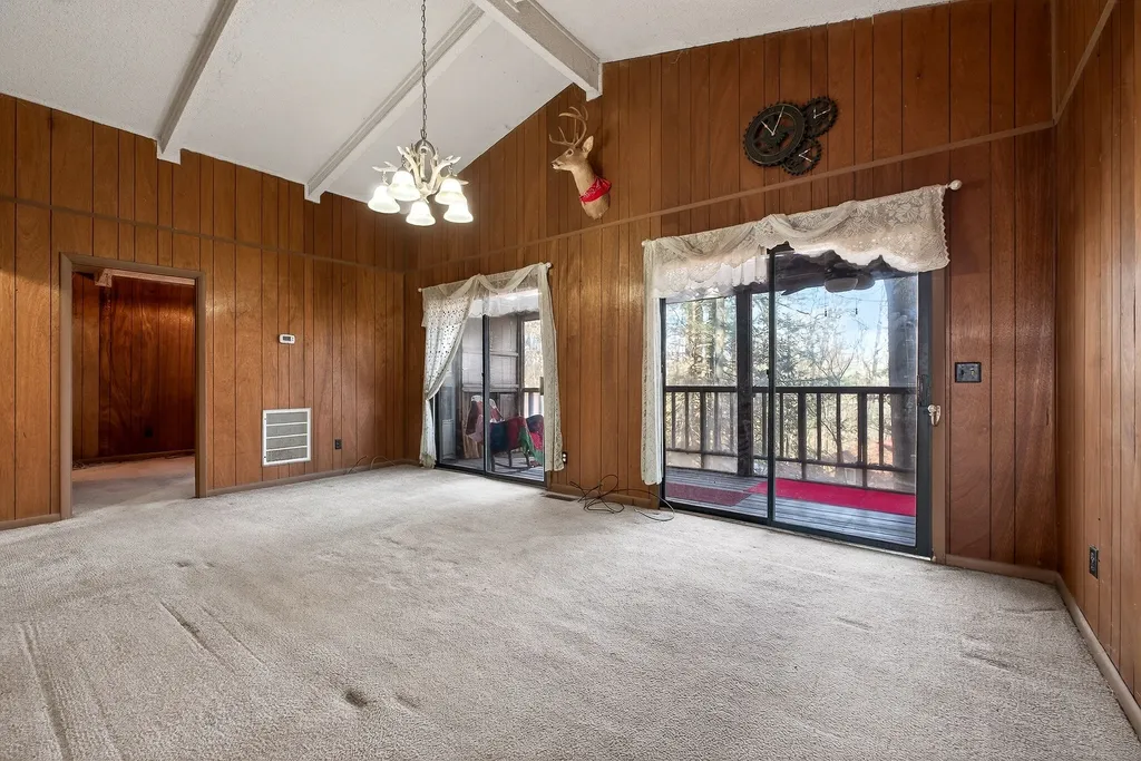 605 Holiday Haven Drive Smithville TN 37166