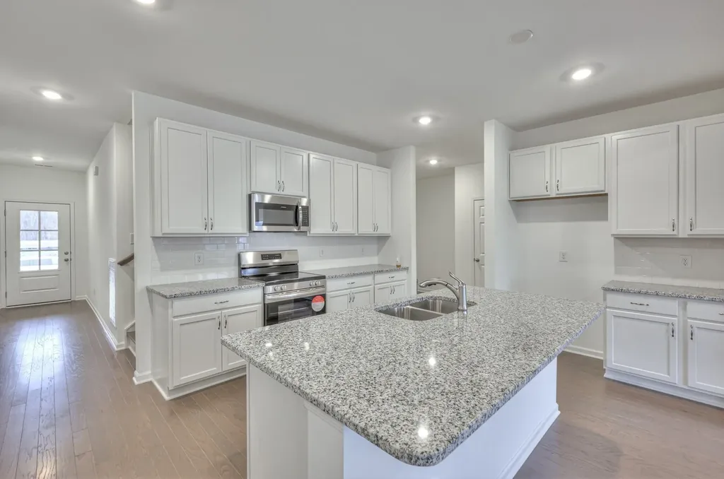 437 Charlie Place White House TN 37188