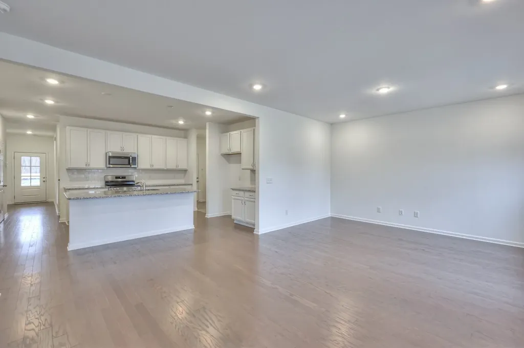 437 Charlie Place White House TN 37188