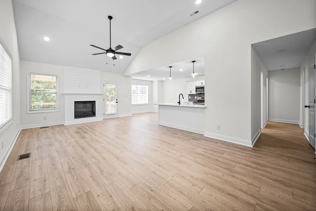 606 Willow Park Drive Clarksville TN 37043