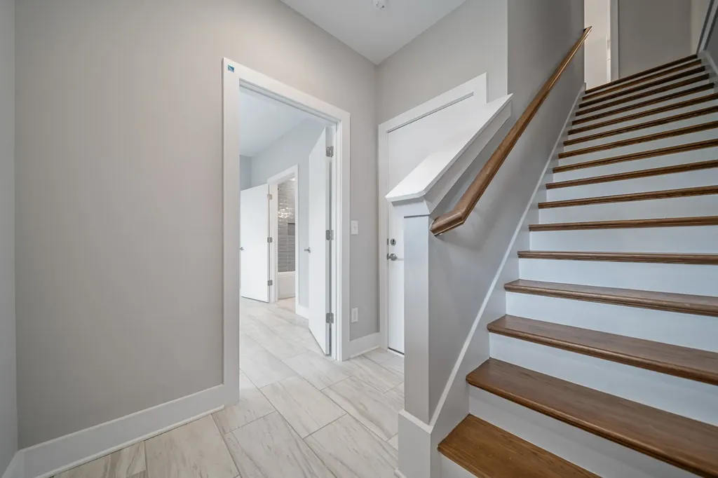 496 W Trinity Lane Nashville TN 37207