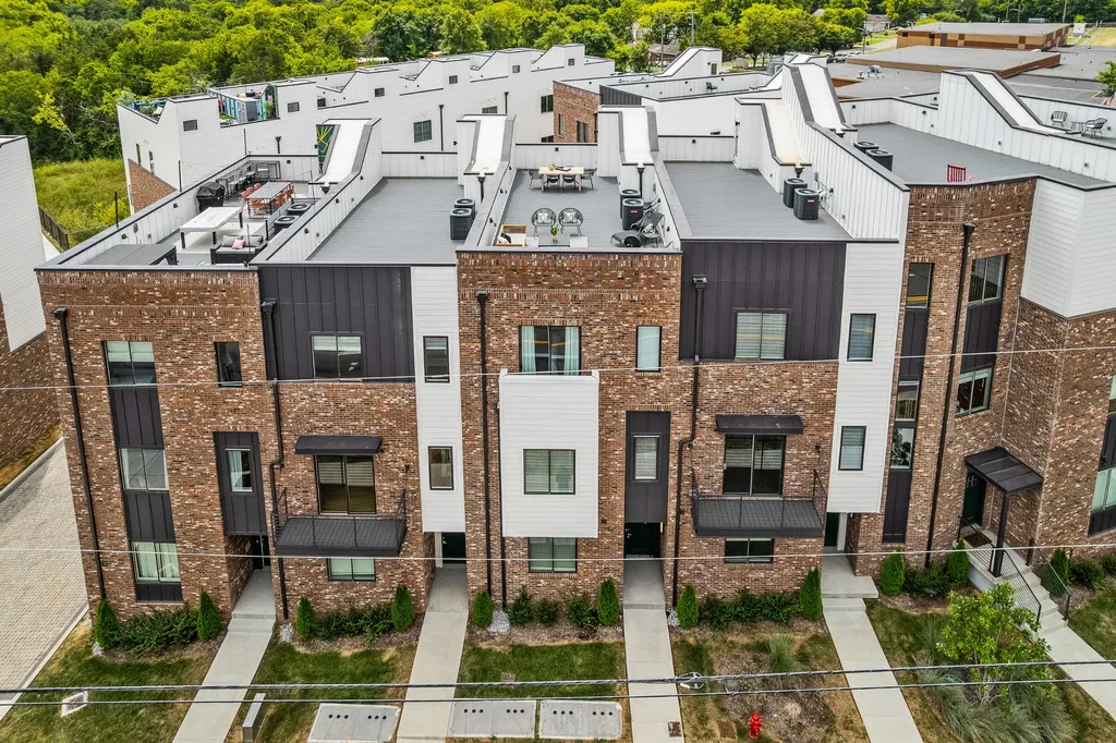 496 W Trinity Lane Nashville TN 37207