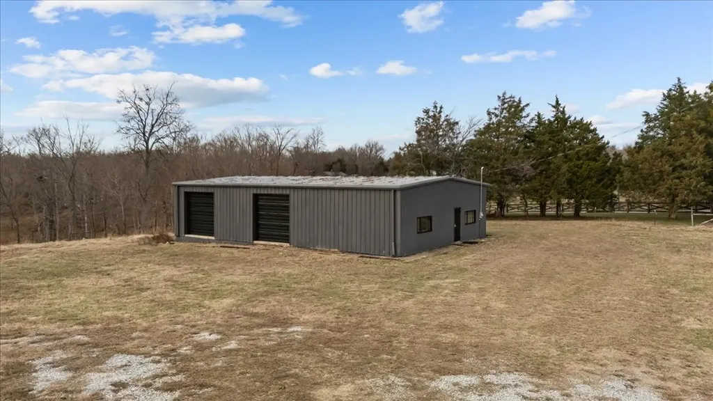 4385 Highway 48, N Charlotte TN 37036