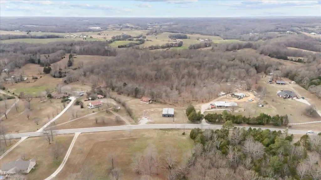 4385 Highway 48, N Charlotte TN 37036