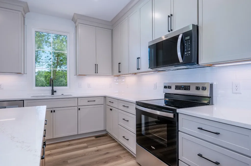 1301 Alderwood Pass Nashville TN 37207