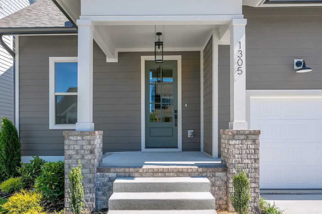 1305 Alderwood Pass Nashville TN 37207