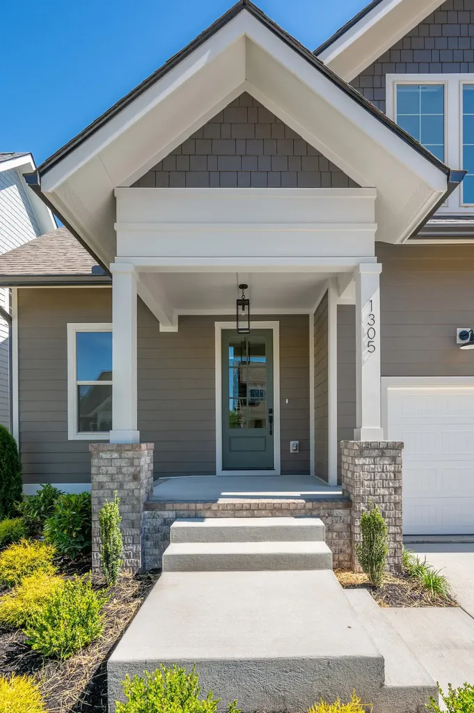 1305 Alderwood Pass Nashville TN 37207
