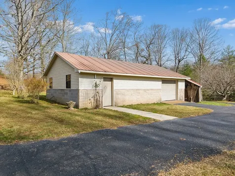 172 Littell Cir, W Tracy City TN 37387